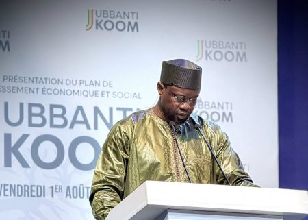 Le Premier ministre Ousmane Sonko lors du Plan de Redressement Économique et Social