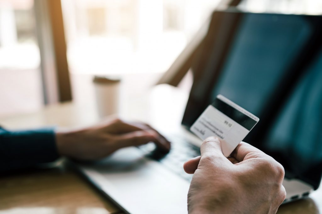 Comment utiliser une carte virtuelle pour sécuriser vos paiements ? Comment utiliser une carte virtuelle